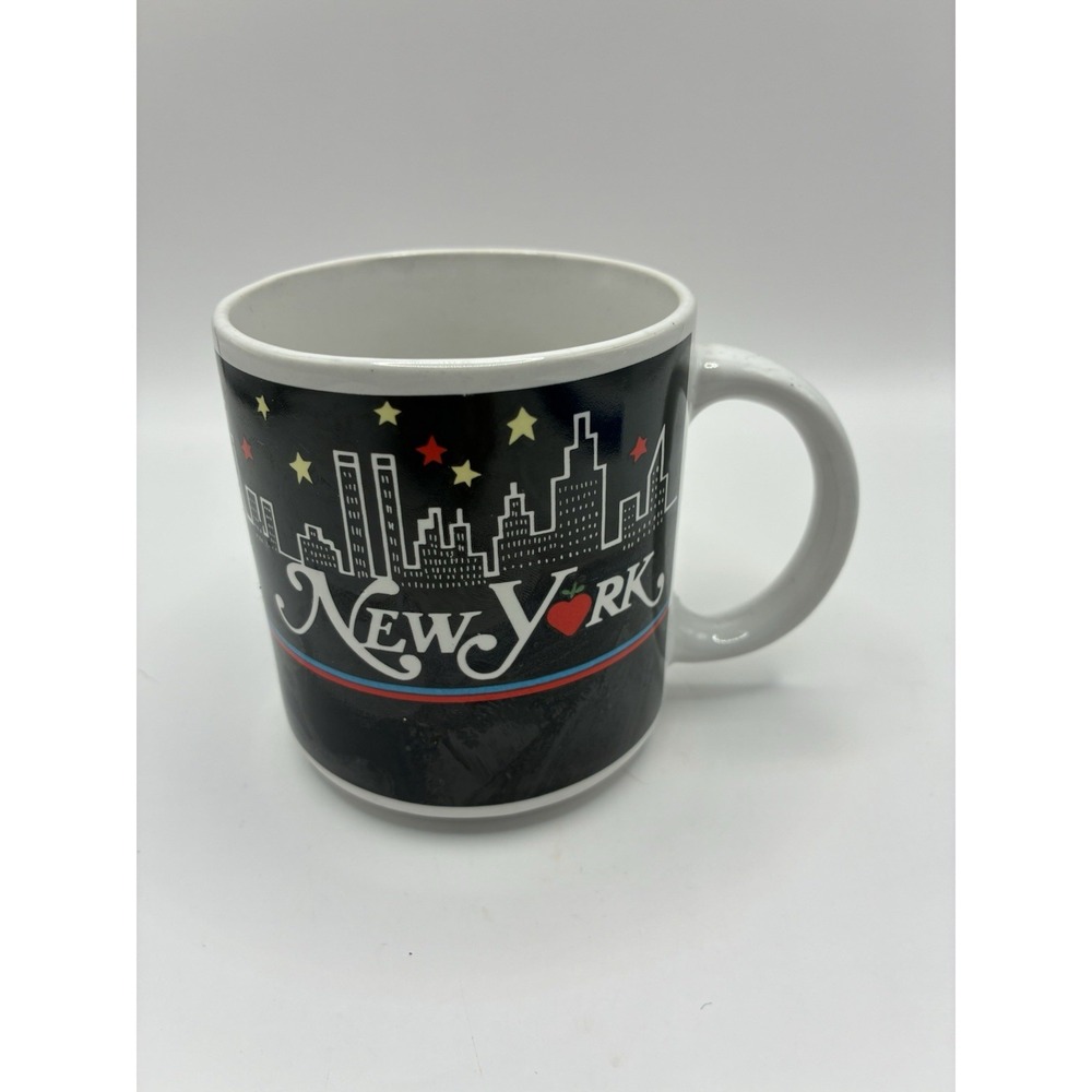 Vintage New York City Coffee Mug Nighttime skyline Twin Towers - Picture 3 of 7